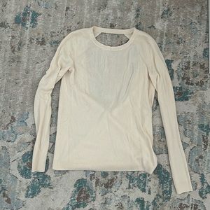 Diane Von Furstenberg cream sweater